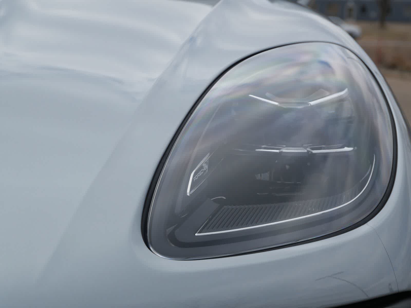 Thumbnail: 2026 Porsche Macan - 6