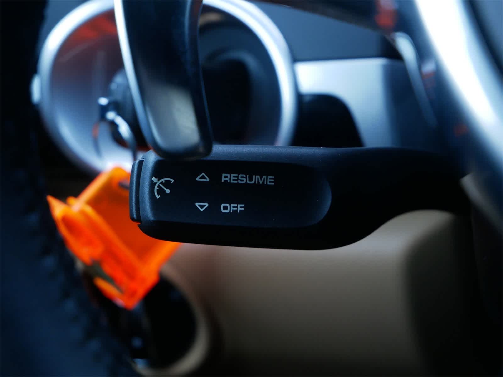 Thumbnail: 2014 Porsche Cayenne - 16