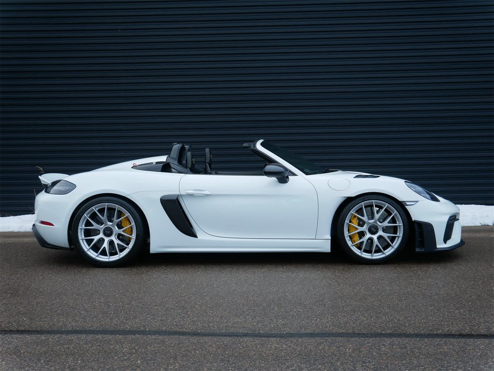 Thumbnail: 2025 Porsche  - 22