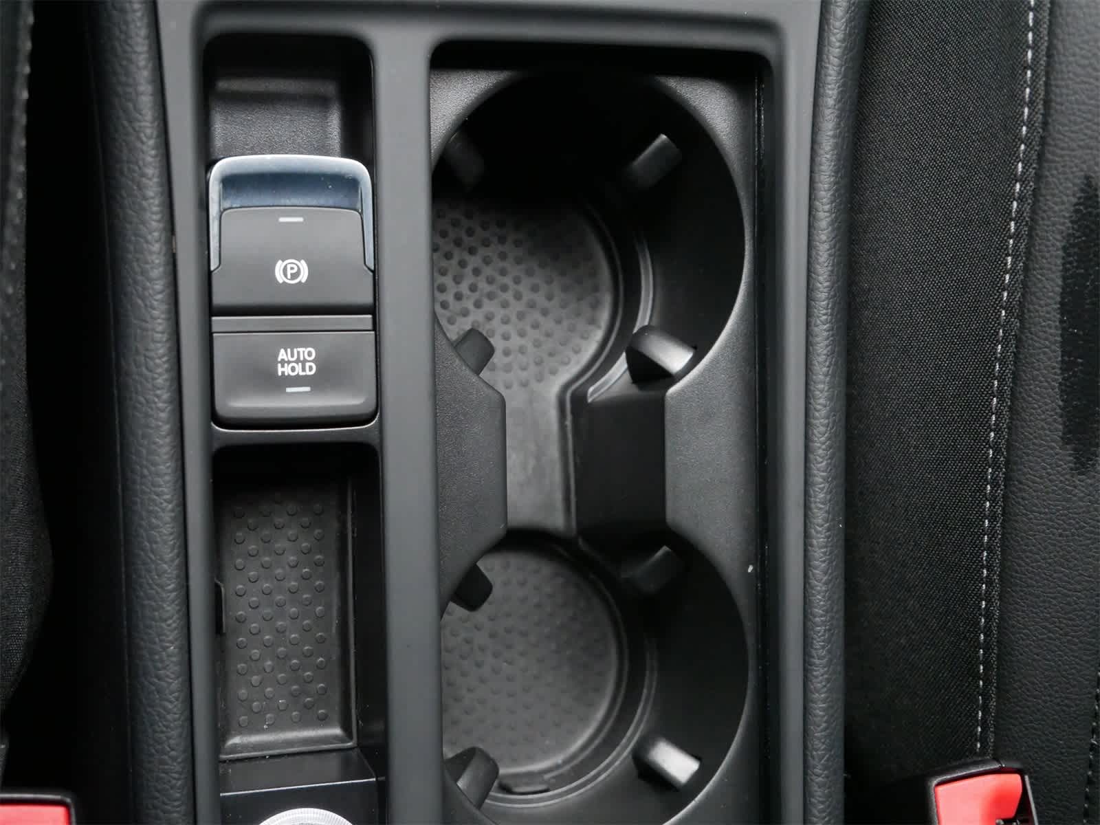 Thumbnail: 2019 Volkswagen Golf - 23