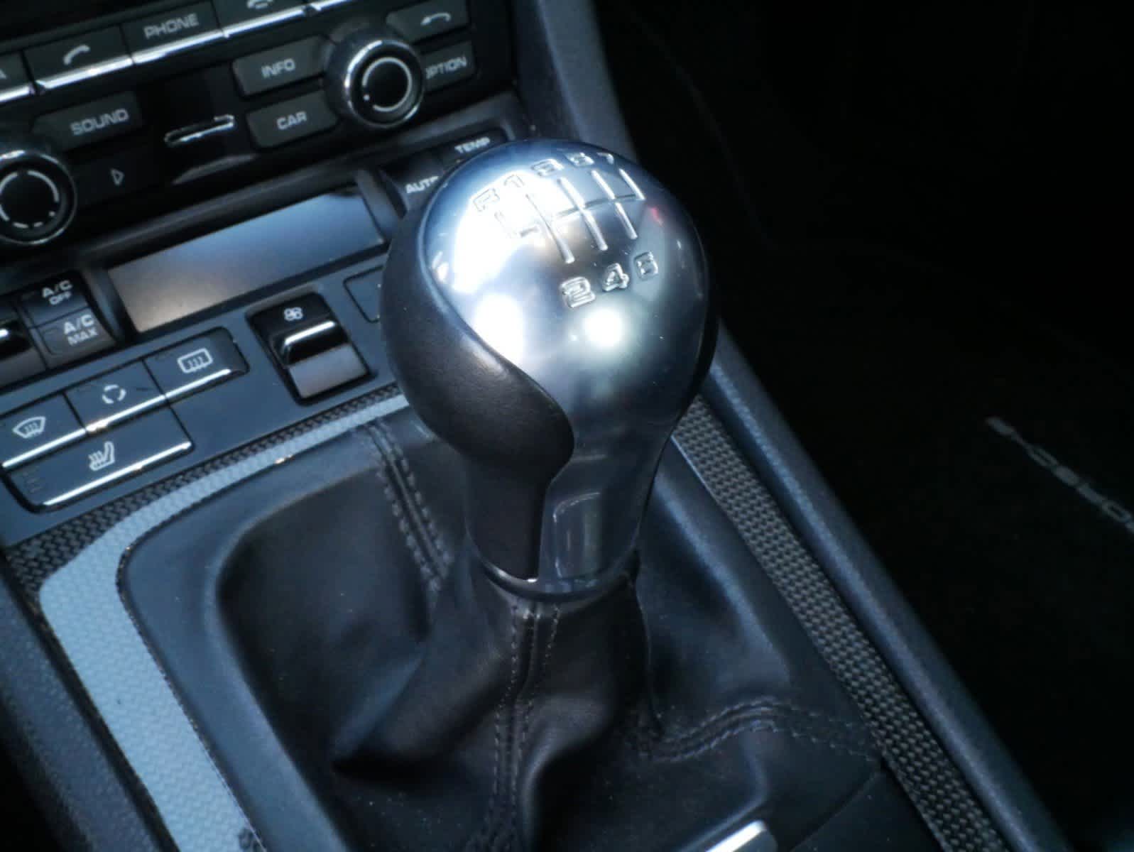 2012 Porsche 911 Carrera 10