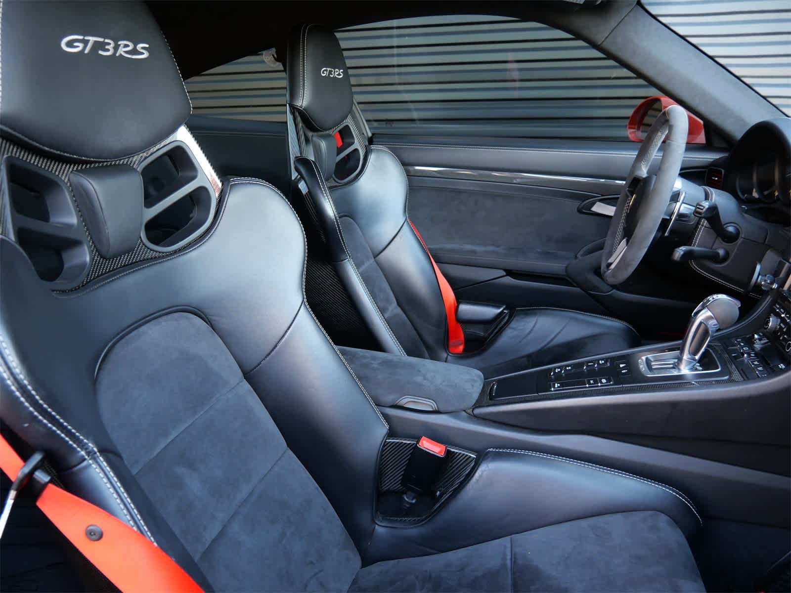 Thumbnail: 2016 Porsche 911 - 29
