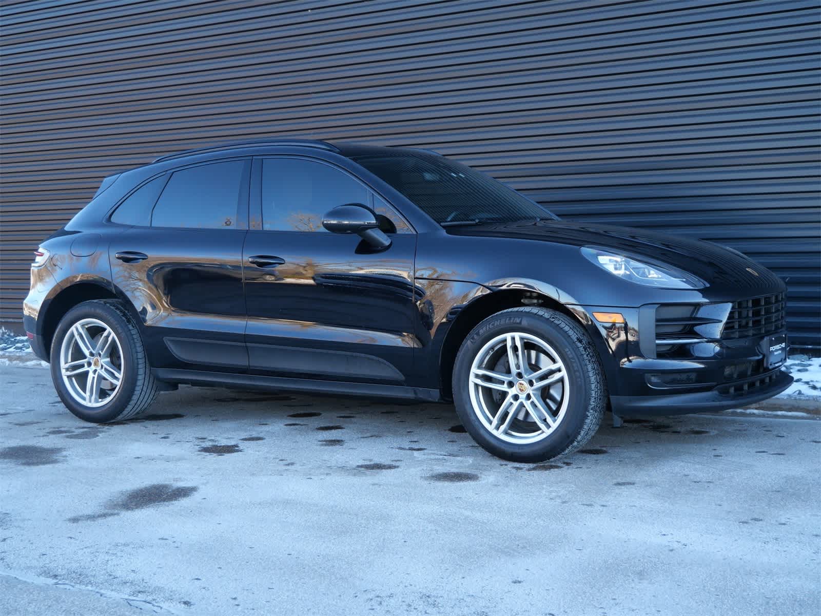 Thumbnail: 2020 Porsche Macan - 27