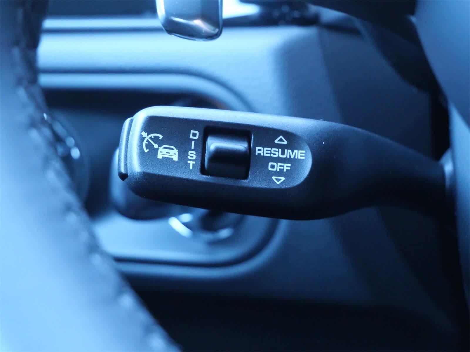 Thumbnail: 2026 Porsche Macan - 27