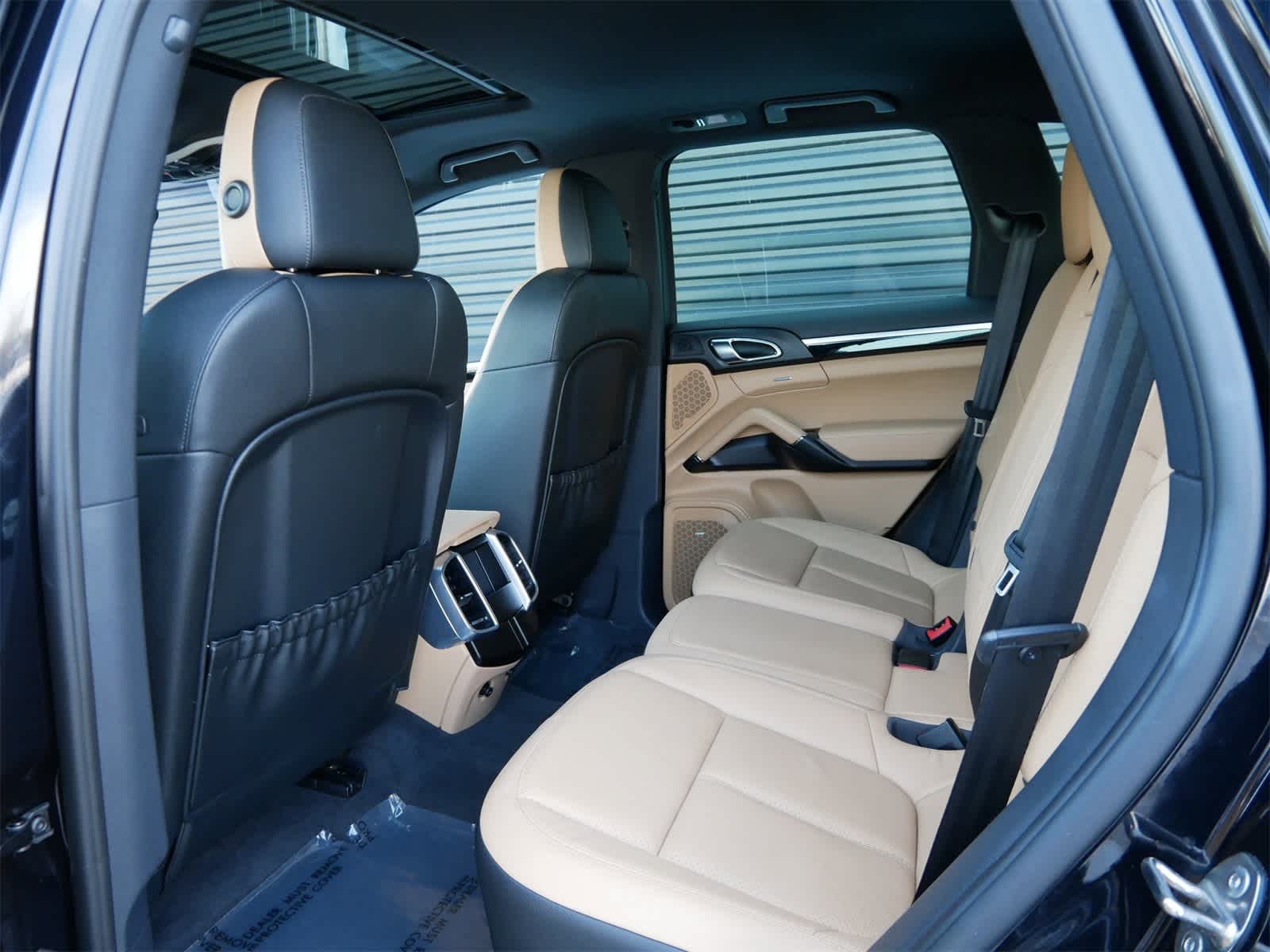 Thumbnail: 2014 Porsche Cayenne - 11