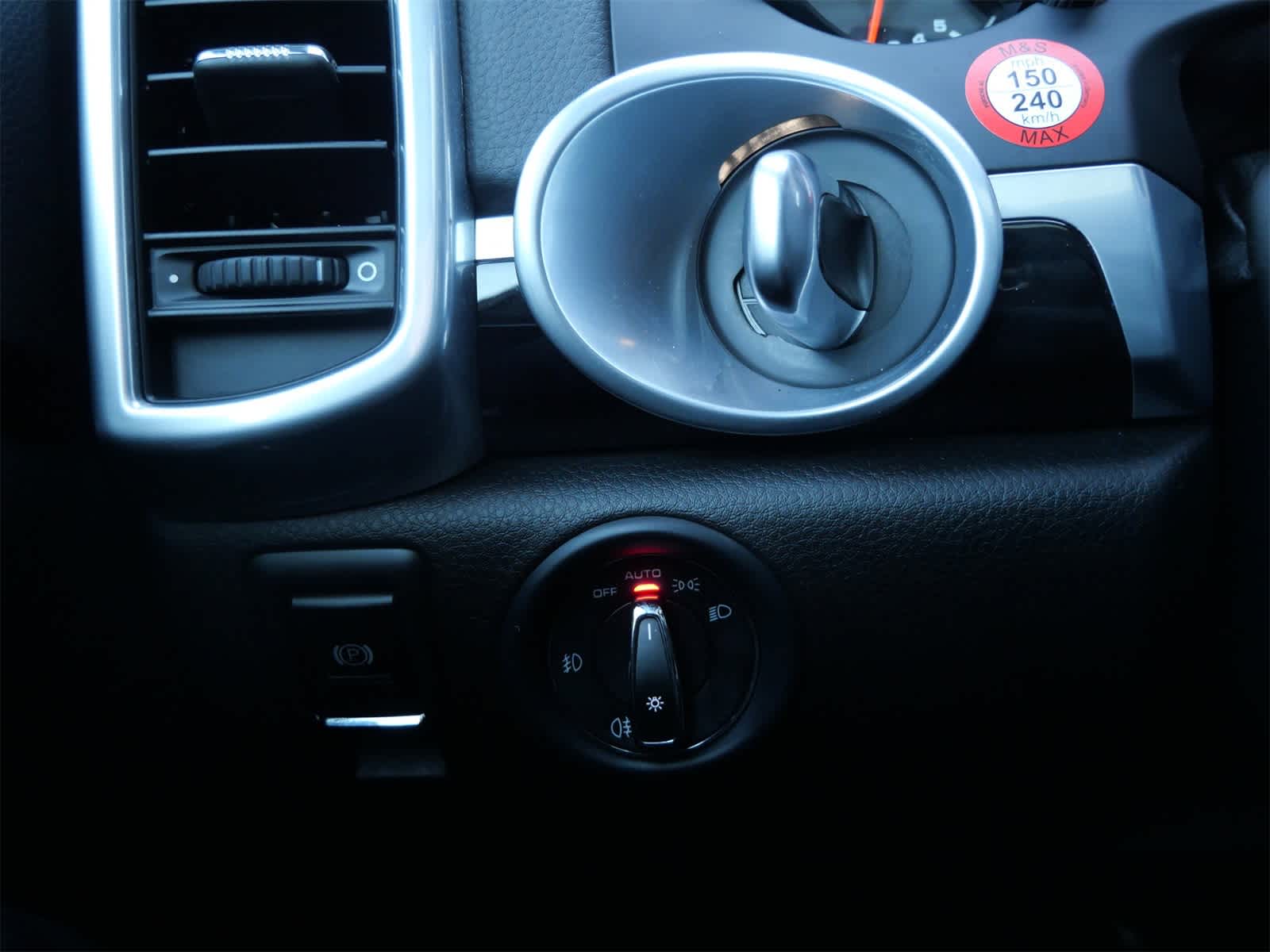 Thumbnail: 2014 Porsche Cayenne - 16