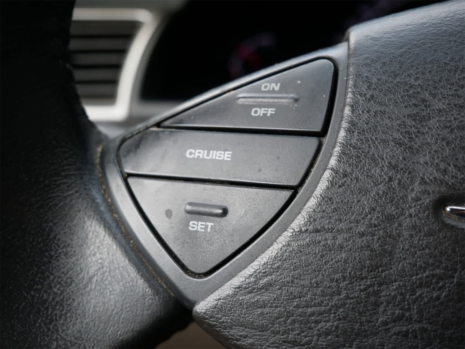 Thumbnail: 2006 Chrysler Pacifica - 20