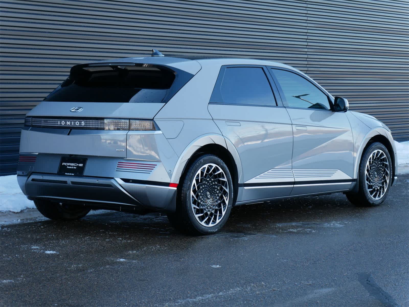 Thumbnail: 2024 Hyundai Ioniq 5 - 23