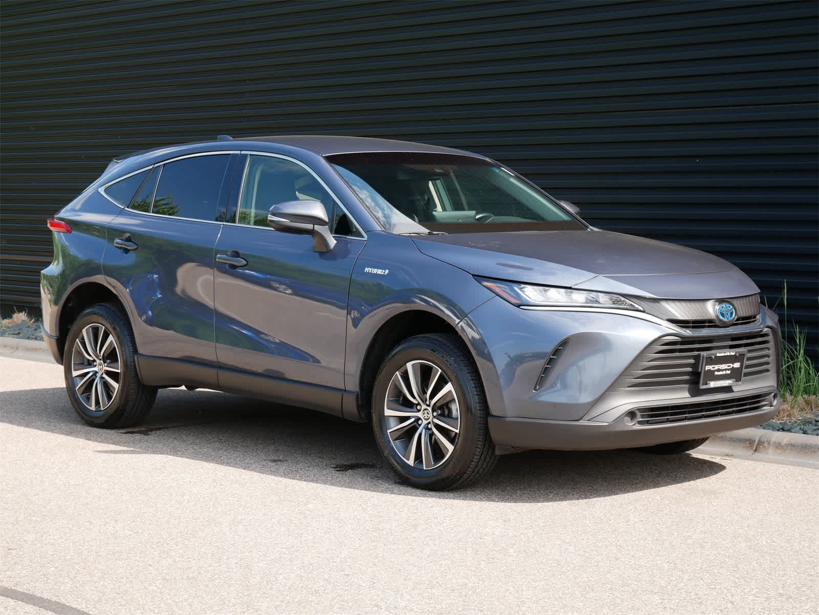 Thumbnail: 2021 Toyota Venza - 28
