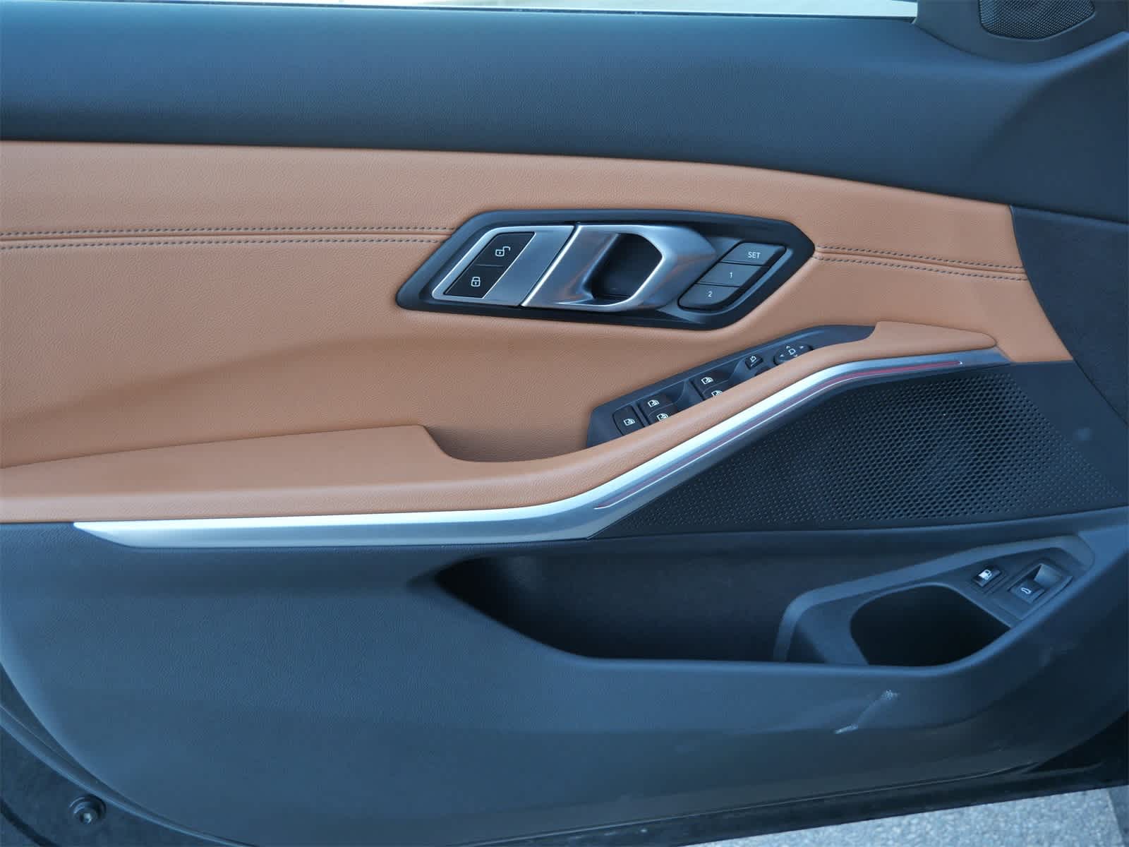 Thumbnail: 2021 BMW 3 Series - 9