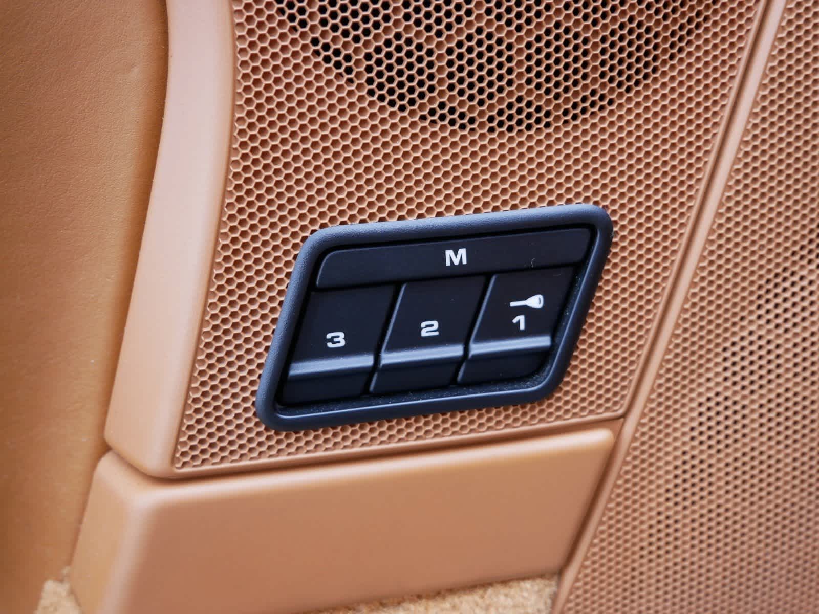 Thumbnail: 2009 Porsche 911 - 12