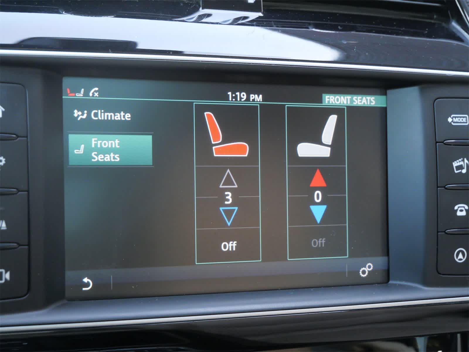 Thumbnail: 2018 Jaguar F-Pace - 22