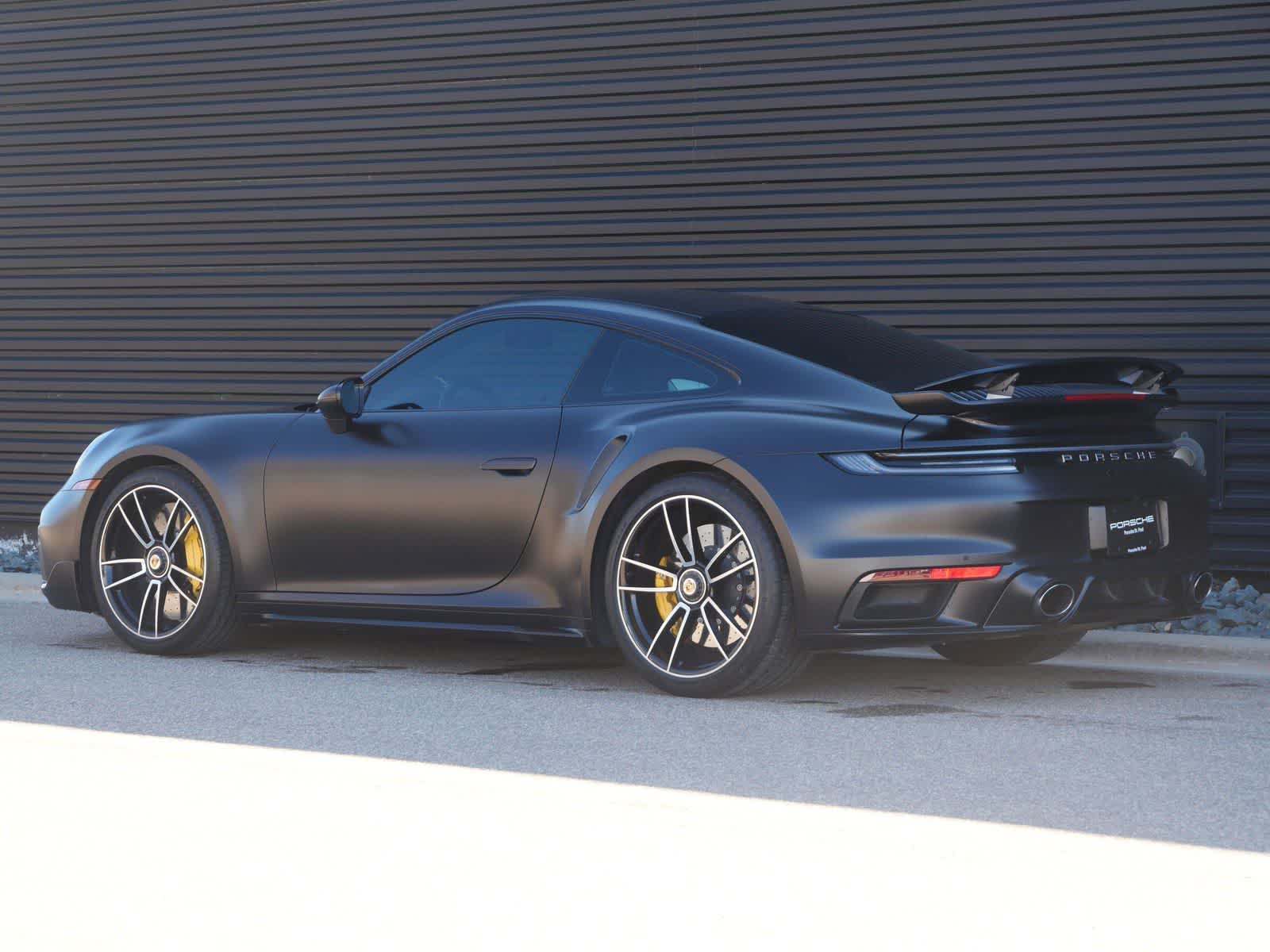 Thumbnail: 2021 Porsche 911 - 3