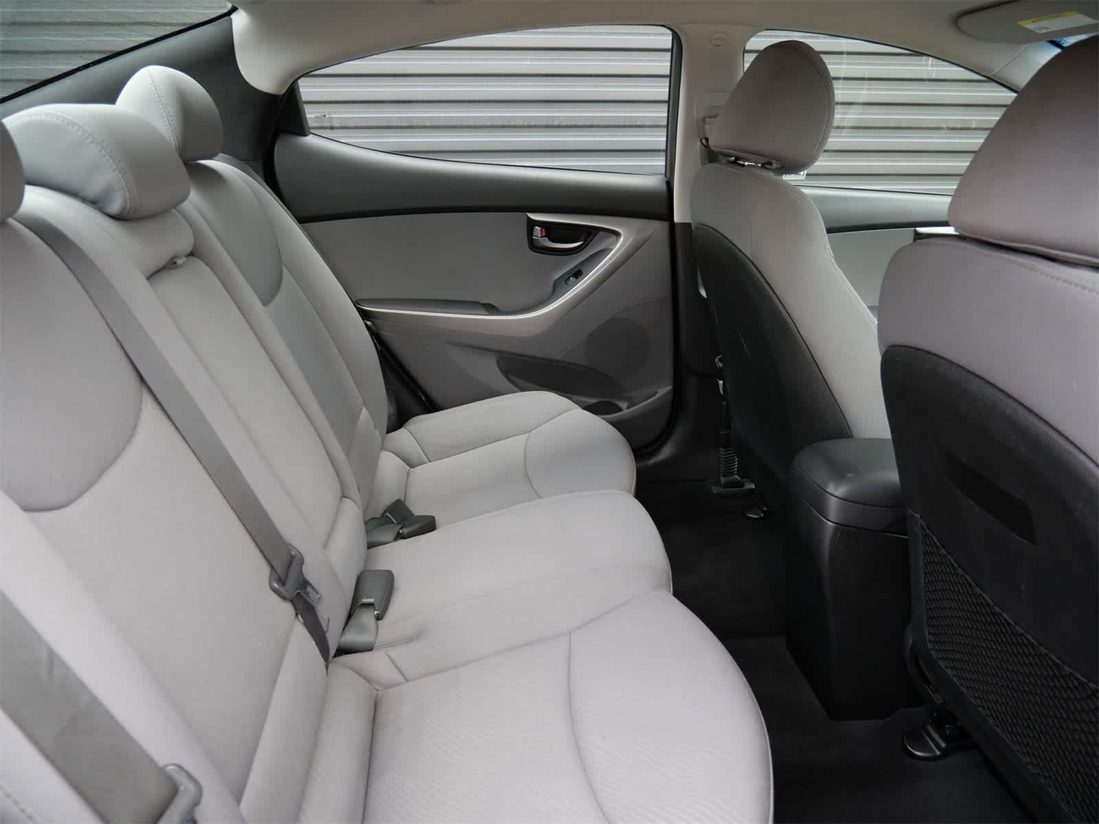 Thumbnail: 2013 Hyundai Elantra - 28