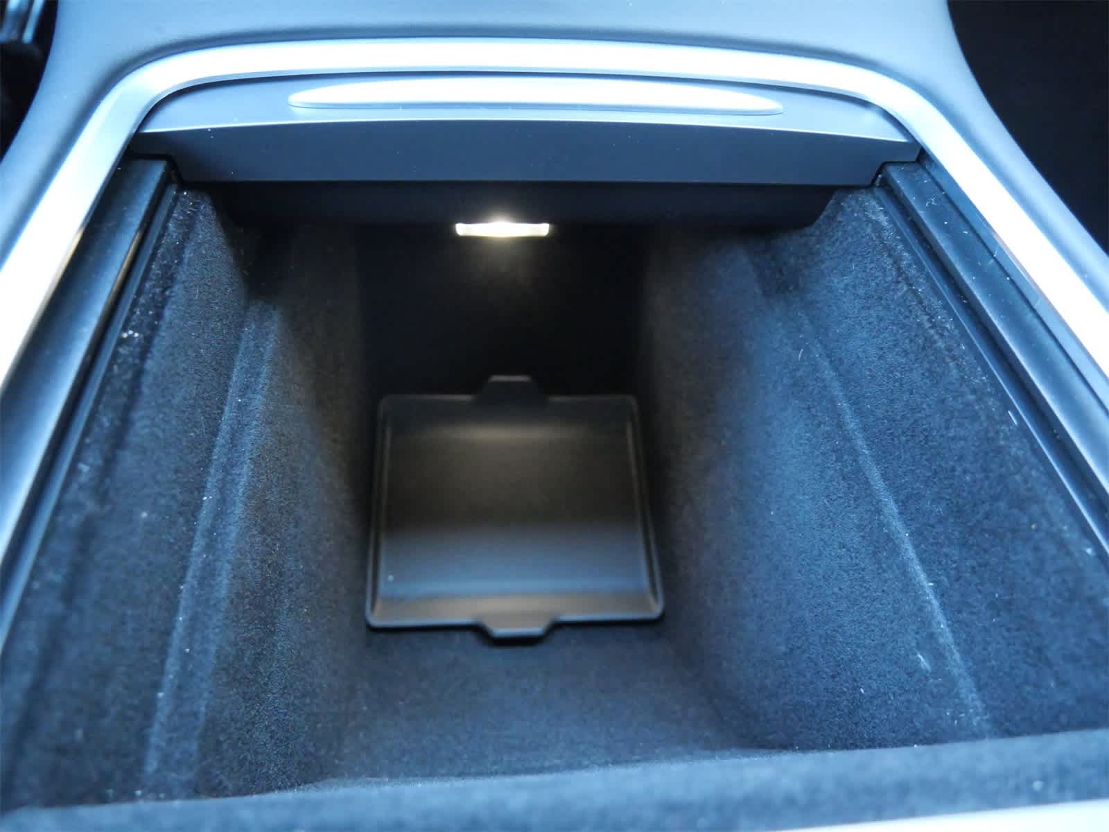 Thumbnail: 2022 Tesla Model Y - 24