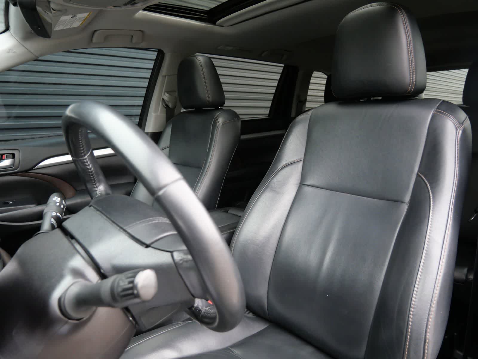 Thumbnail: 2018 Toyota Highlander - 5