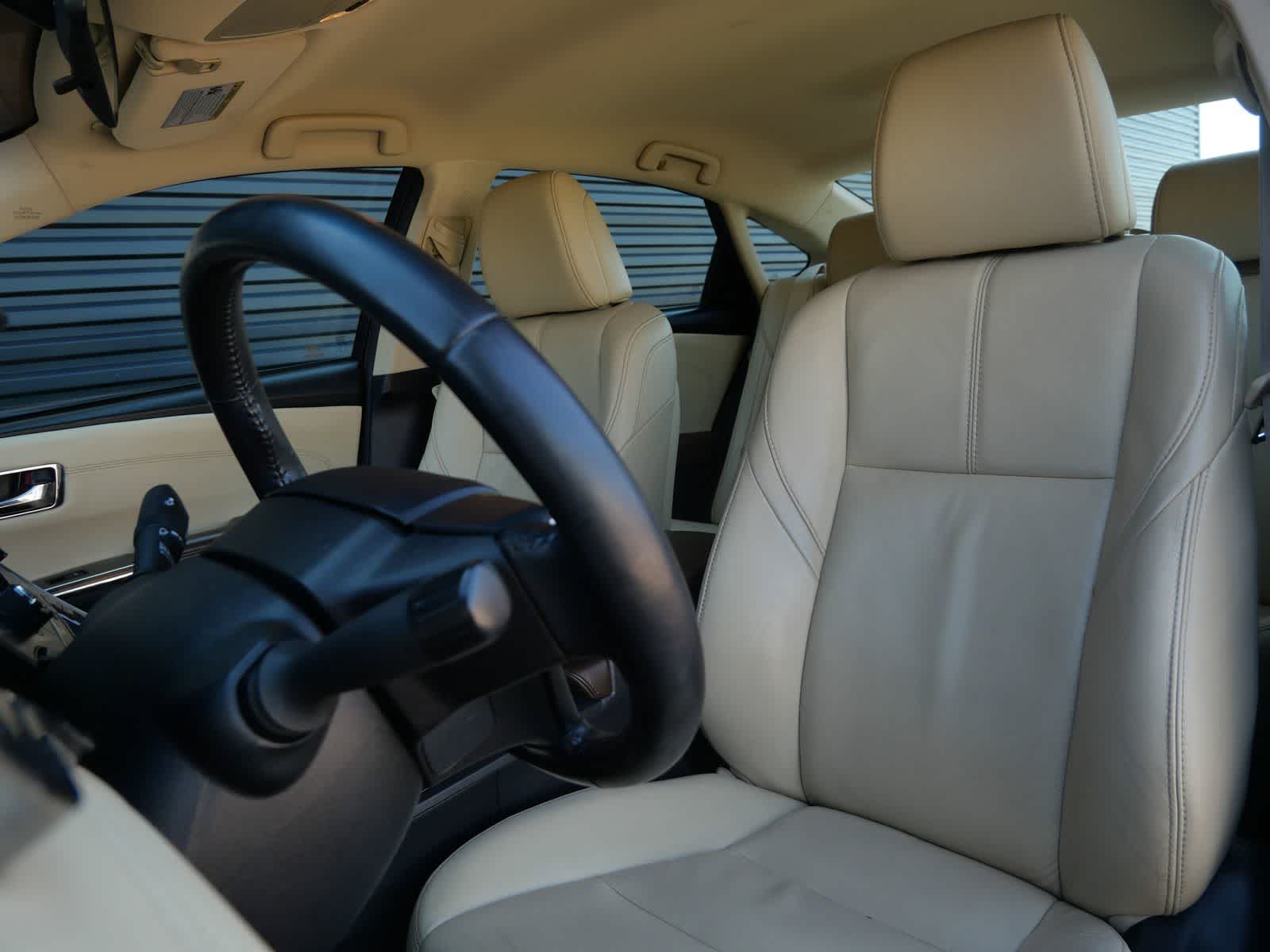 Thumbnail: 2013 Toyota Avalon - 5