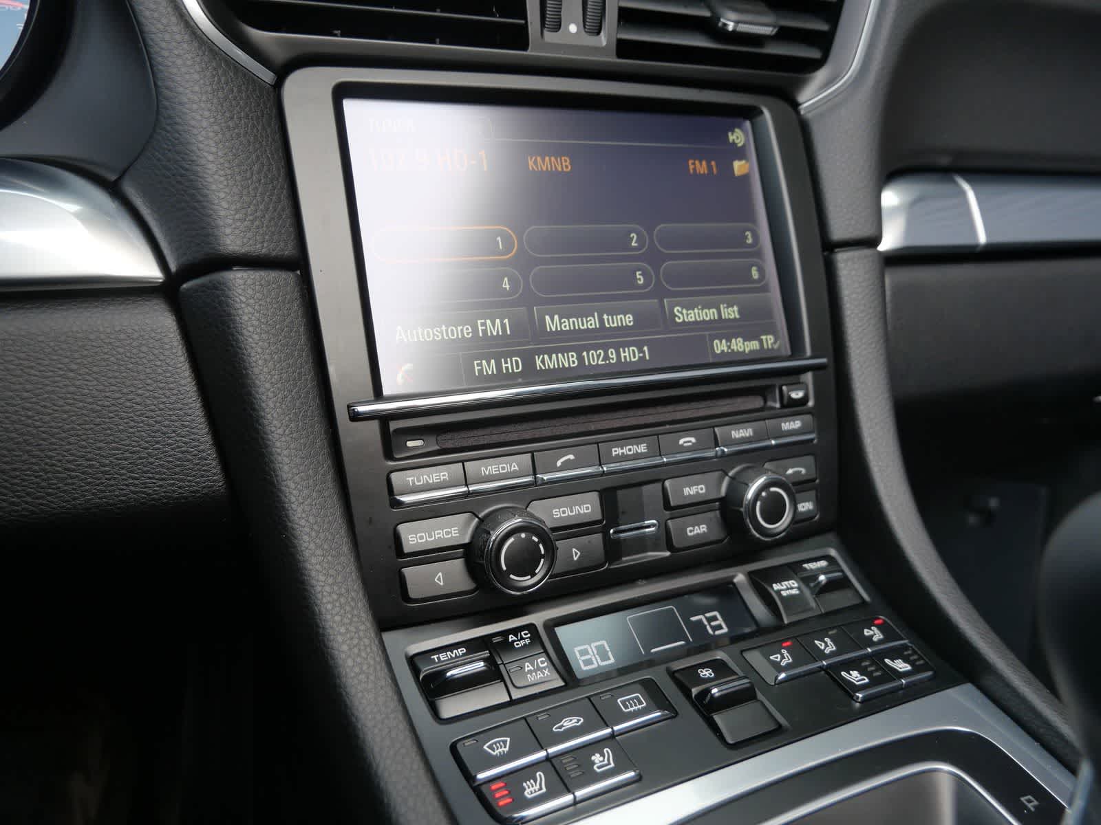 Thumbnail: 2014 Porsche 911 - 17