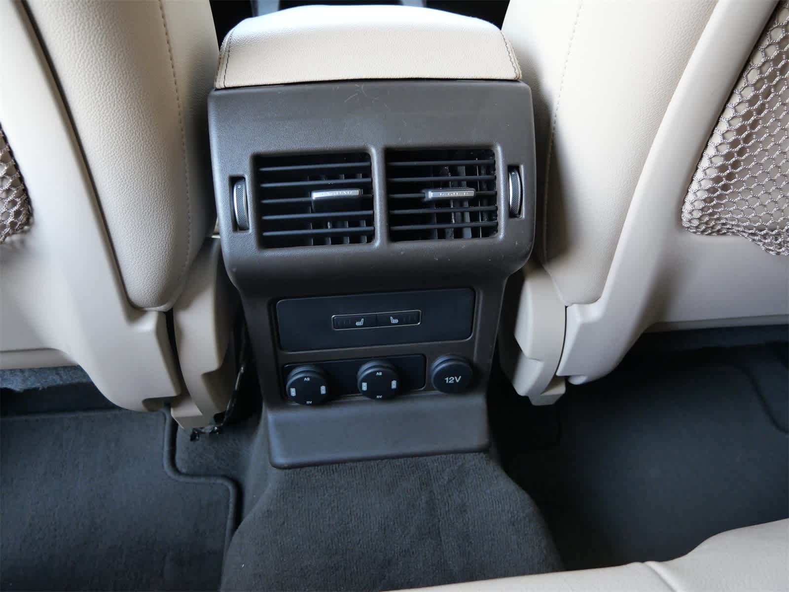 Thumbnail: 2018 Jaguar F-Pace - 13