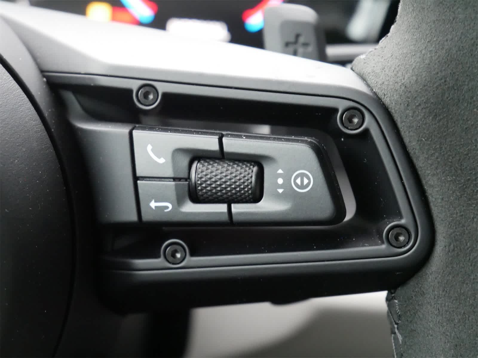 Thumbnail: 2026 Porsche 911 - 13