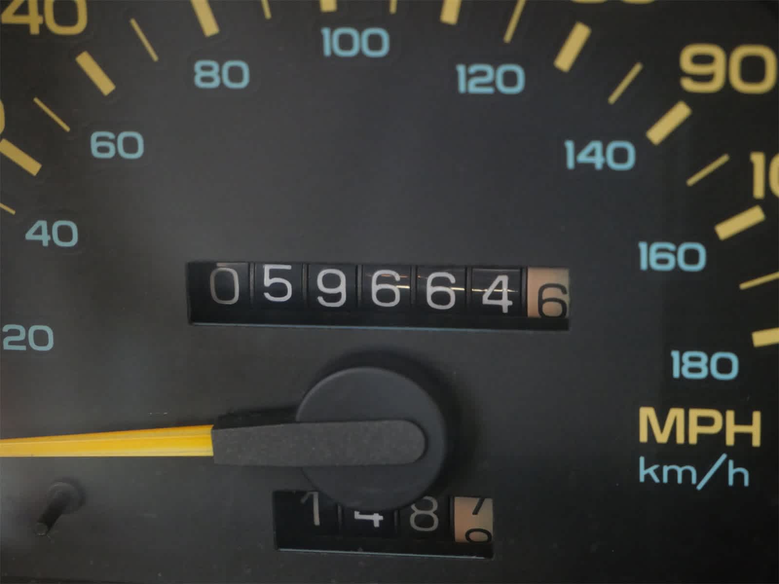 Thumbnail: 1992 Chevrolet Camaro - 27