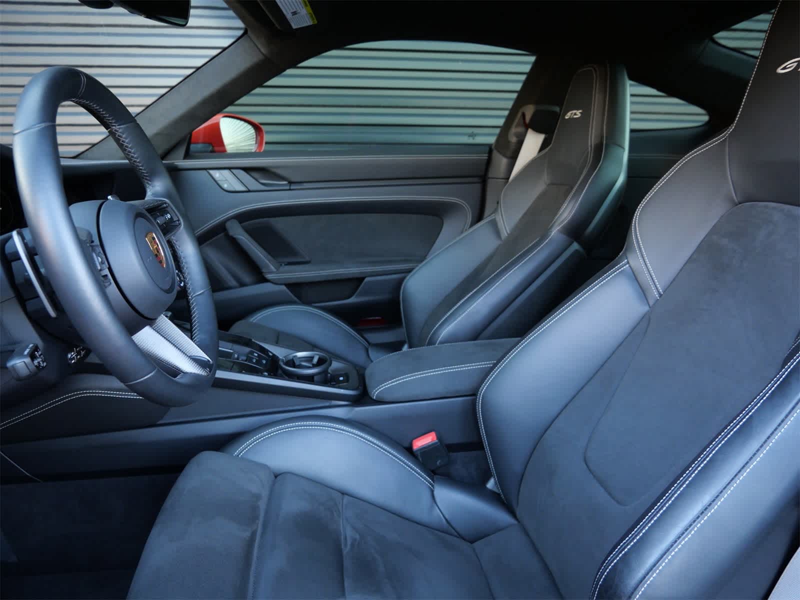 Thumbnail: 2022 Porsche 911 - 5