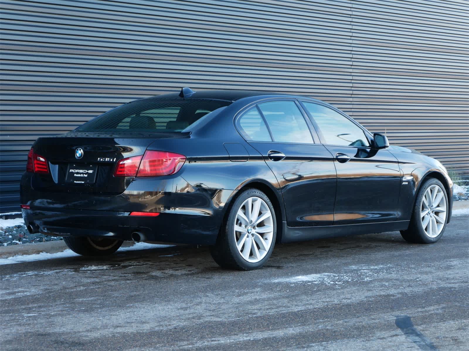 Thumbnail: 2012 BMW 5 Series - 23
