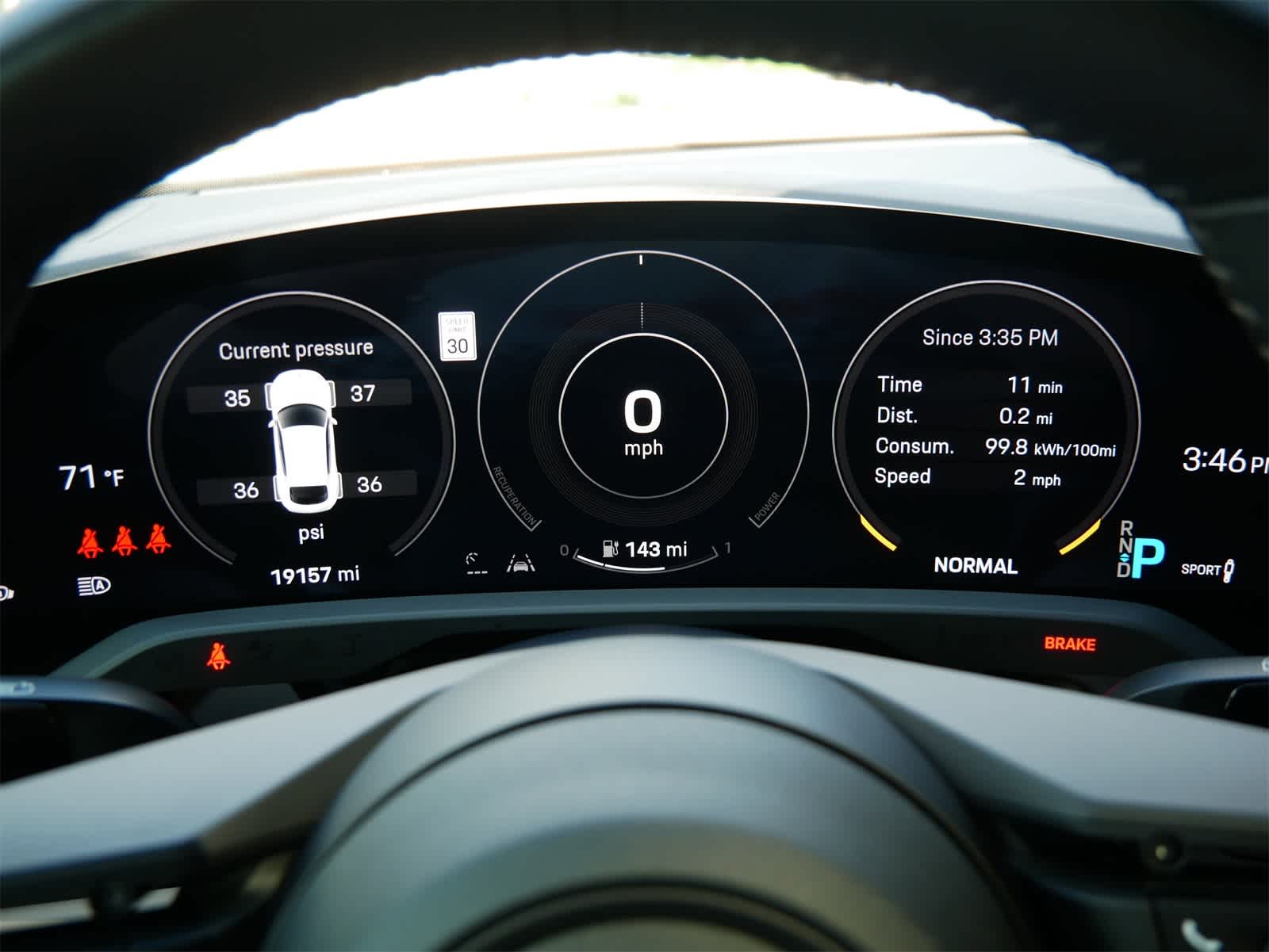 Thumbnail: 2023 Porsche Taycan - 12