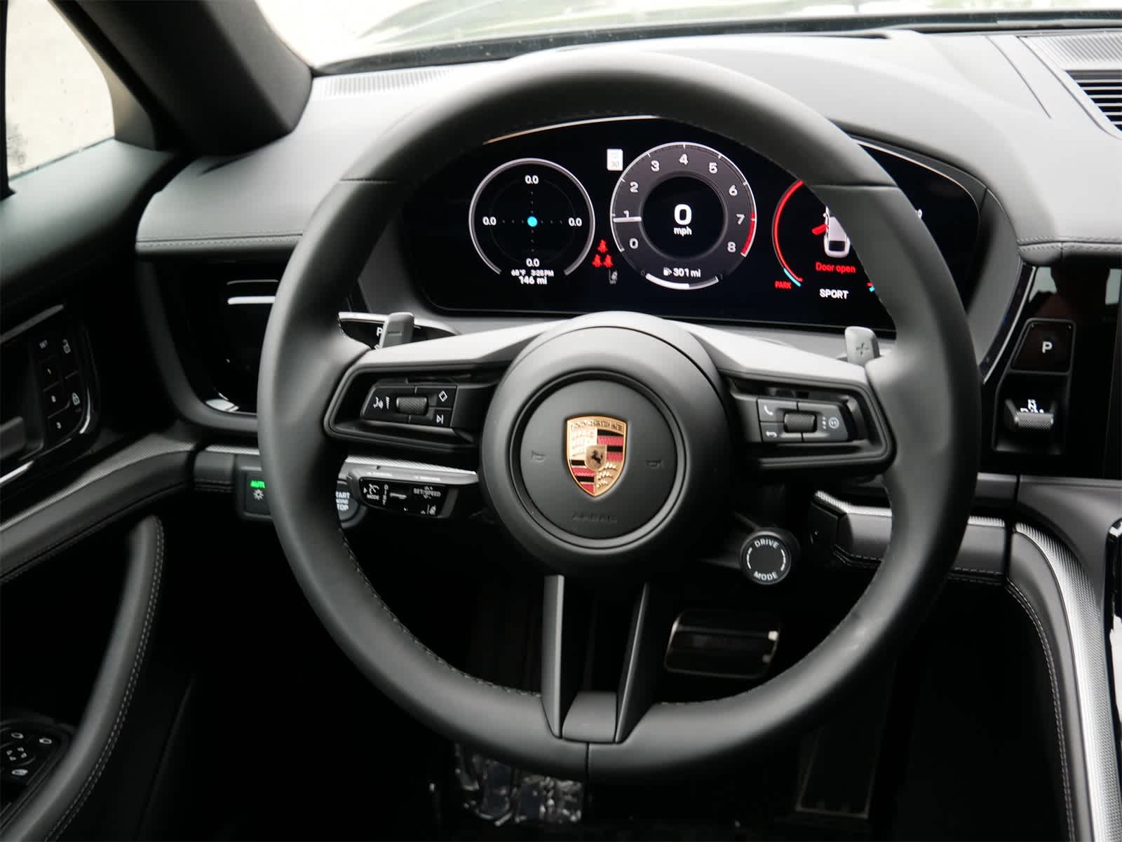 Thumbnail: 2025 Porsche Panamera - 9