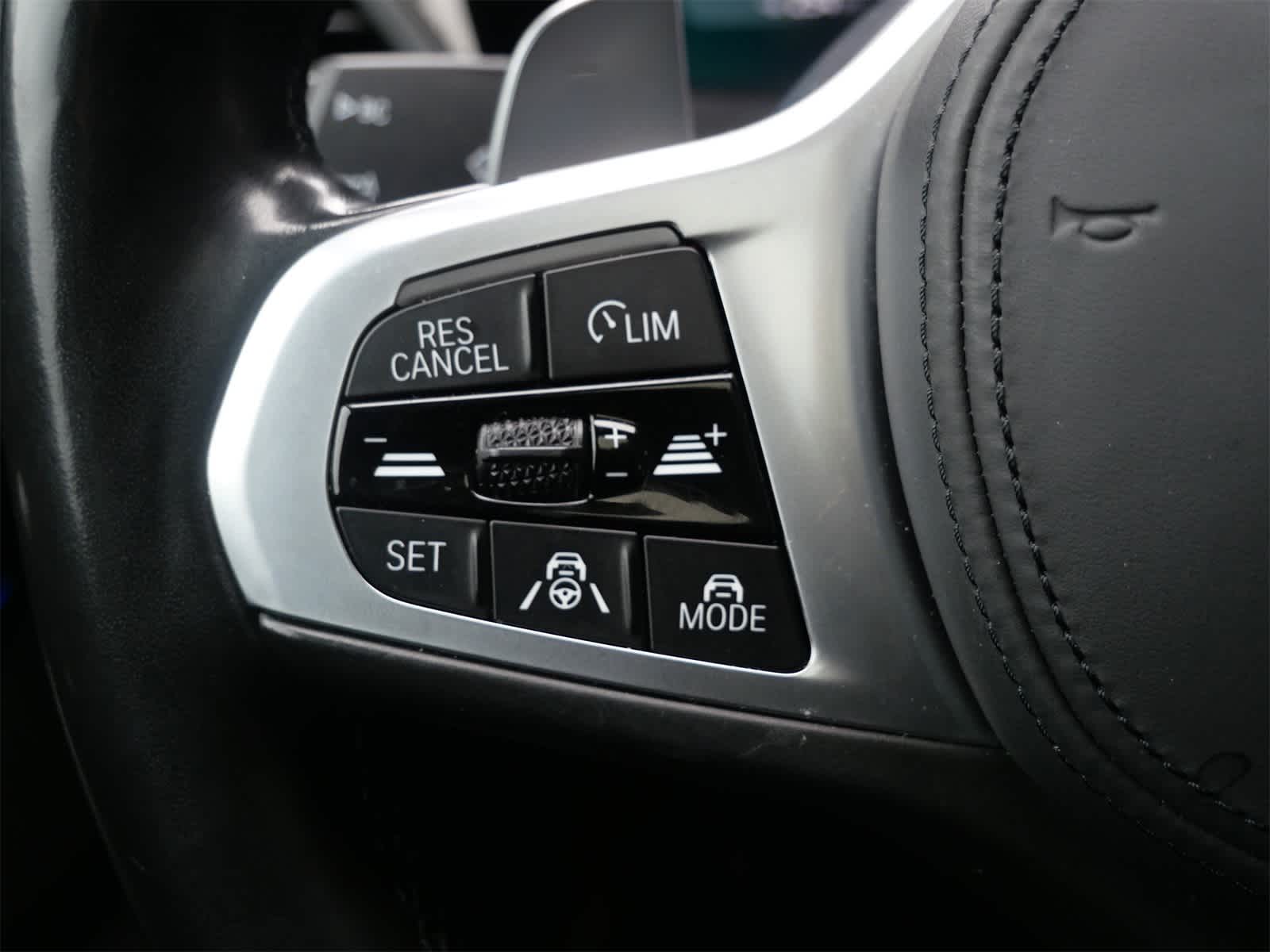 Thumbnail: 2020 BMW 3 Series - 21