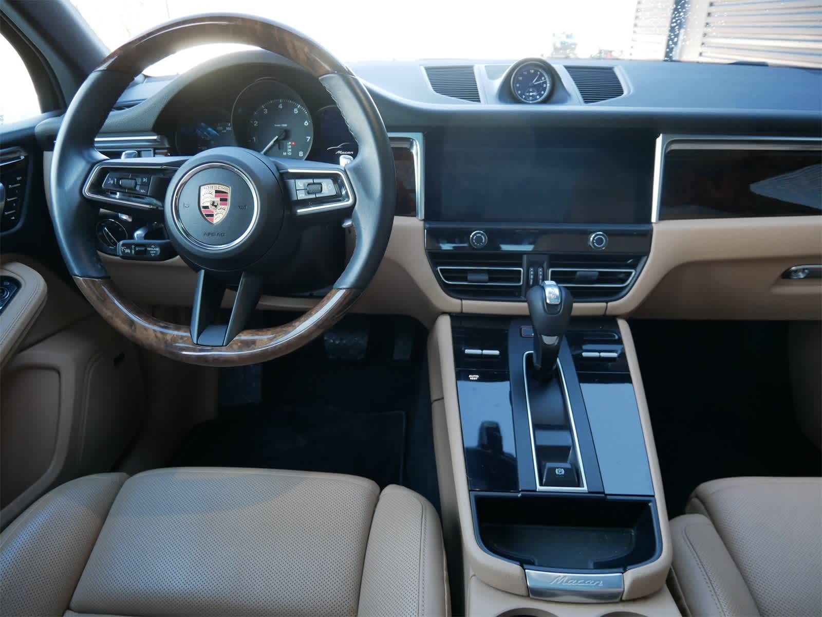 Thumbnail: 2024 Porsche Macan - 13