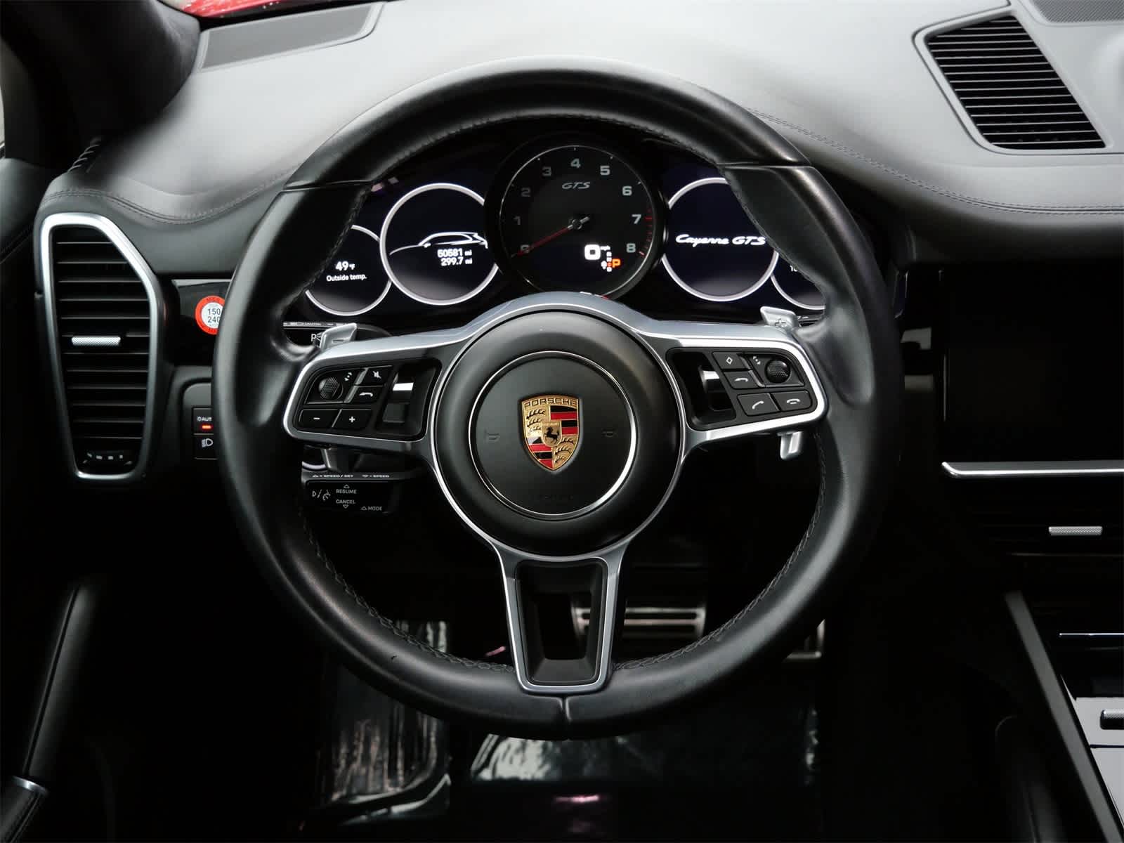 Thumbnail: 2023 Porsche Cayenne - 9