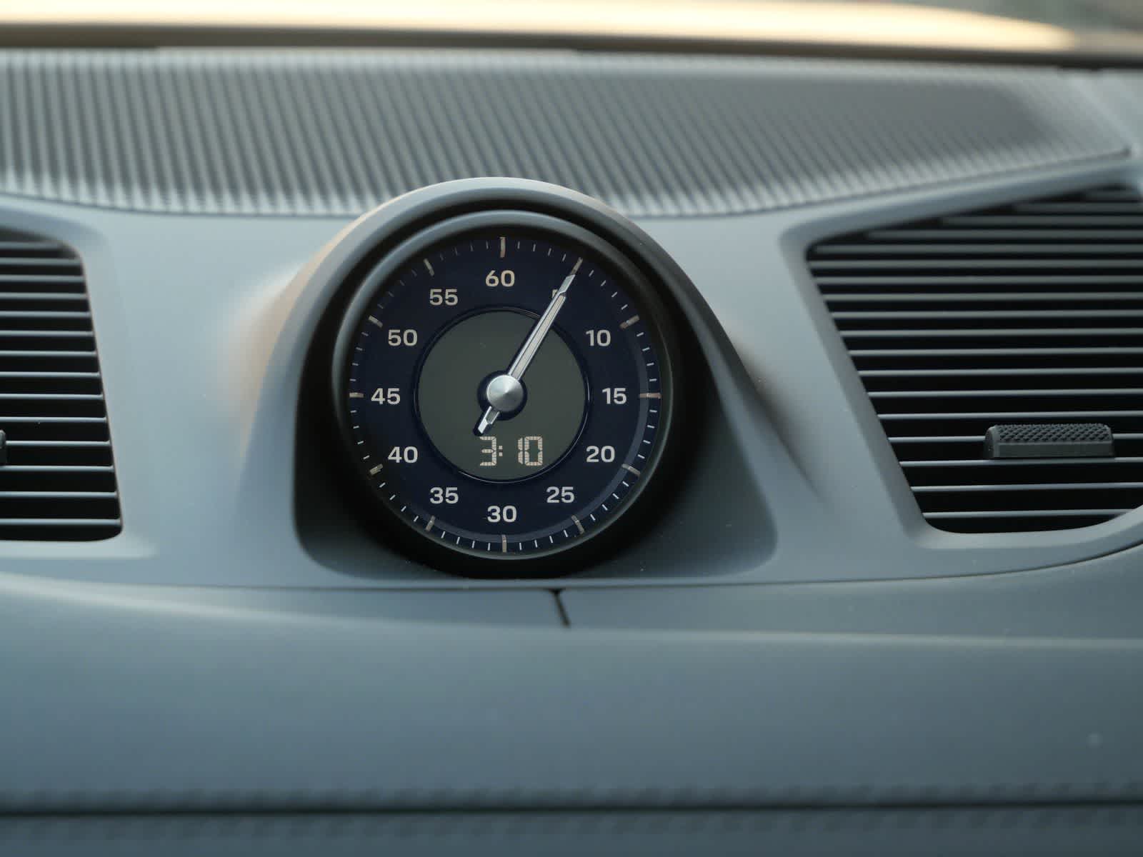 Thumbnail: 2026 Porsche Cayenne - 19