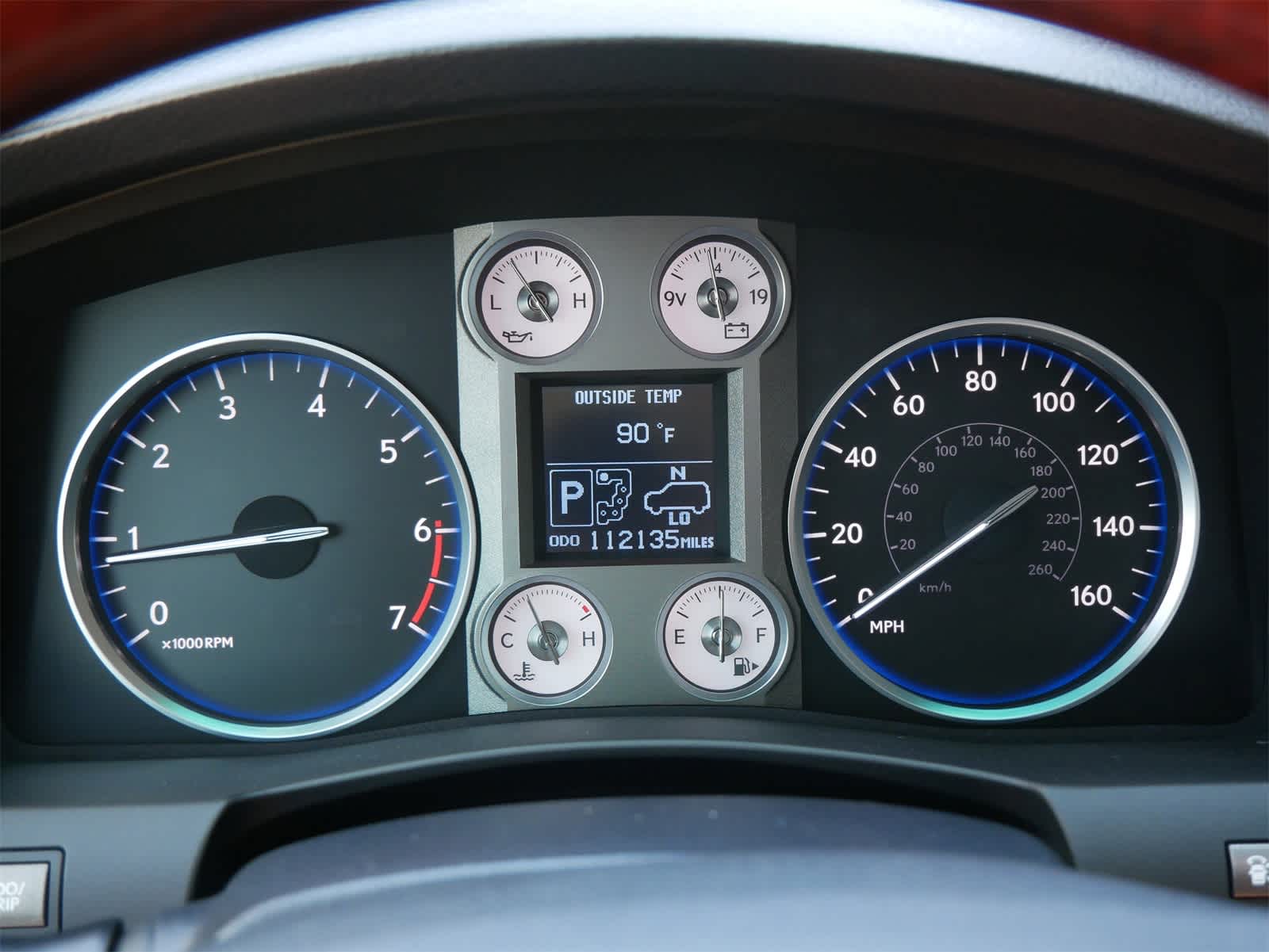 2011 Lexus LX 570 14