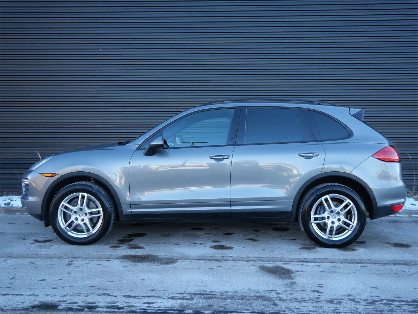 Thumbnail: 2014 Porsche Cayenne - 2