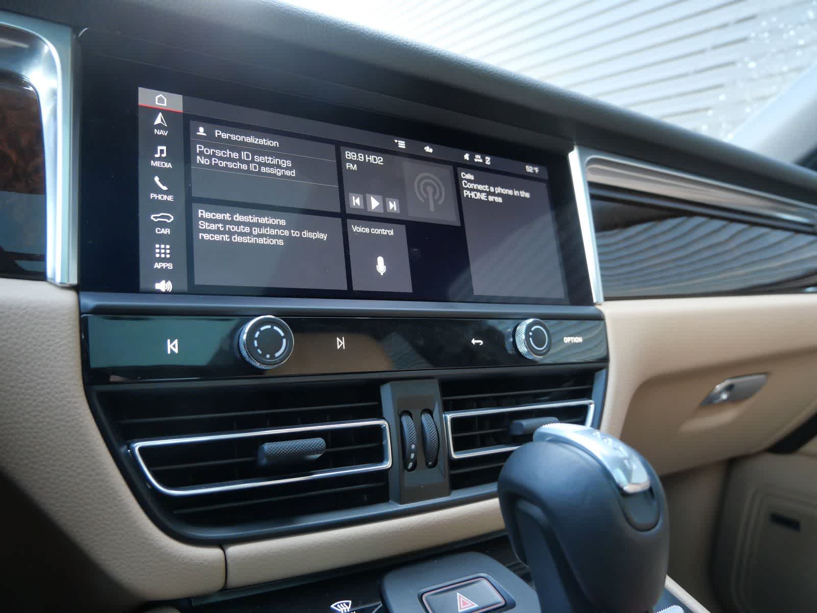 Thumbnail: 2024 Porsche Macan - 18