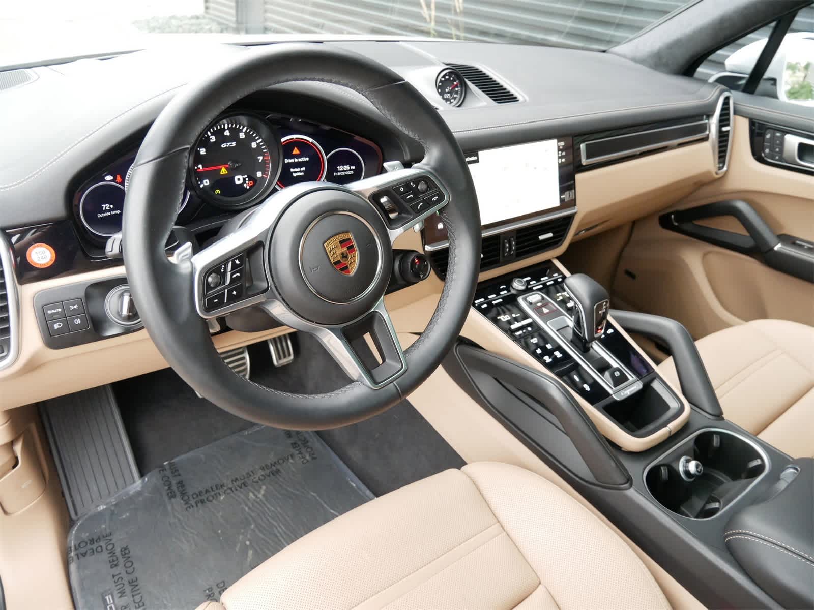 Thumbnail: 2022 Porsche Cayenne - 4