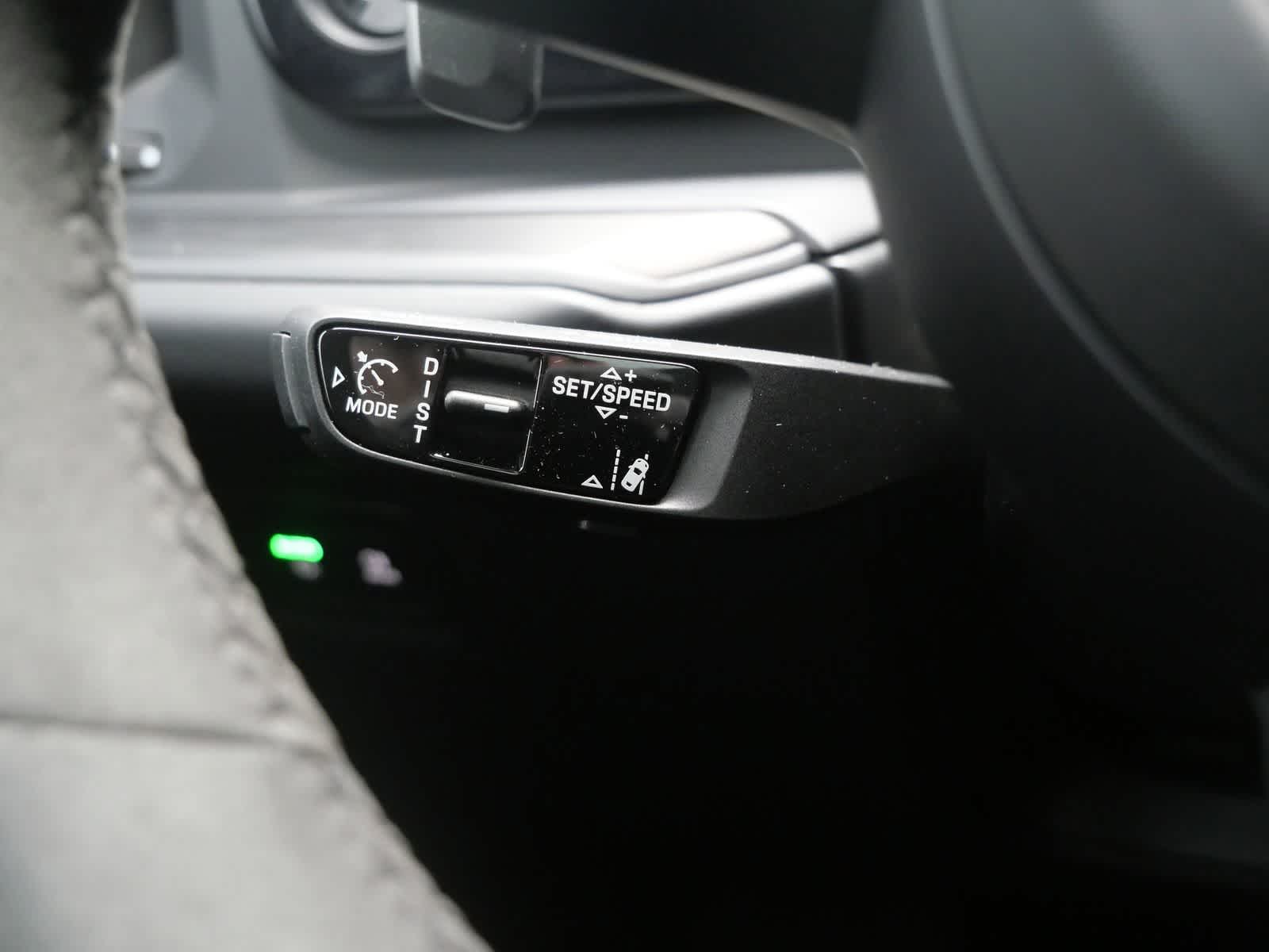 Thumbnail: 2026 Porsche Cayenne - 16