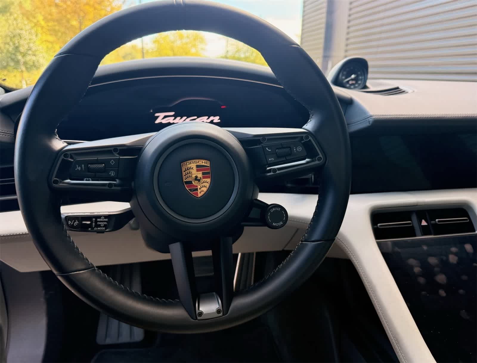 Thumbnail: 2023 Porsche Taycan - 3