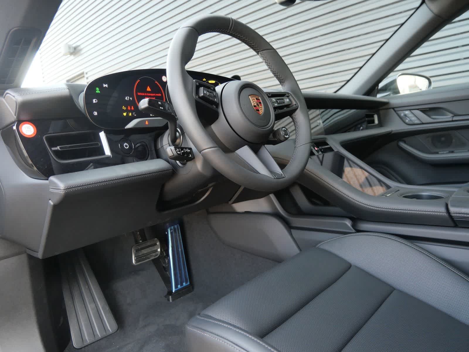 Thumbnail: 2026 Porsche Taycan - 4