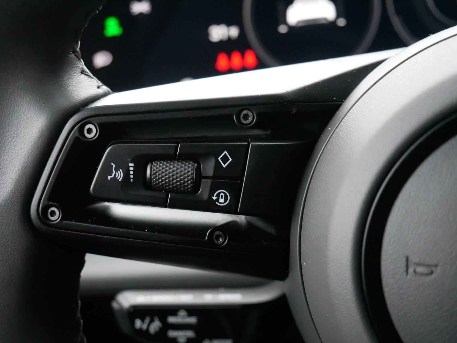 Thumbnail: 2021 Porsche Taycan - 20