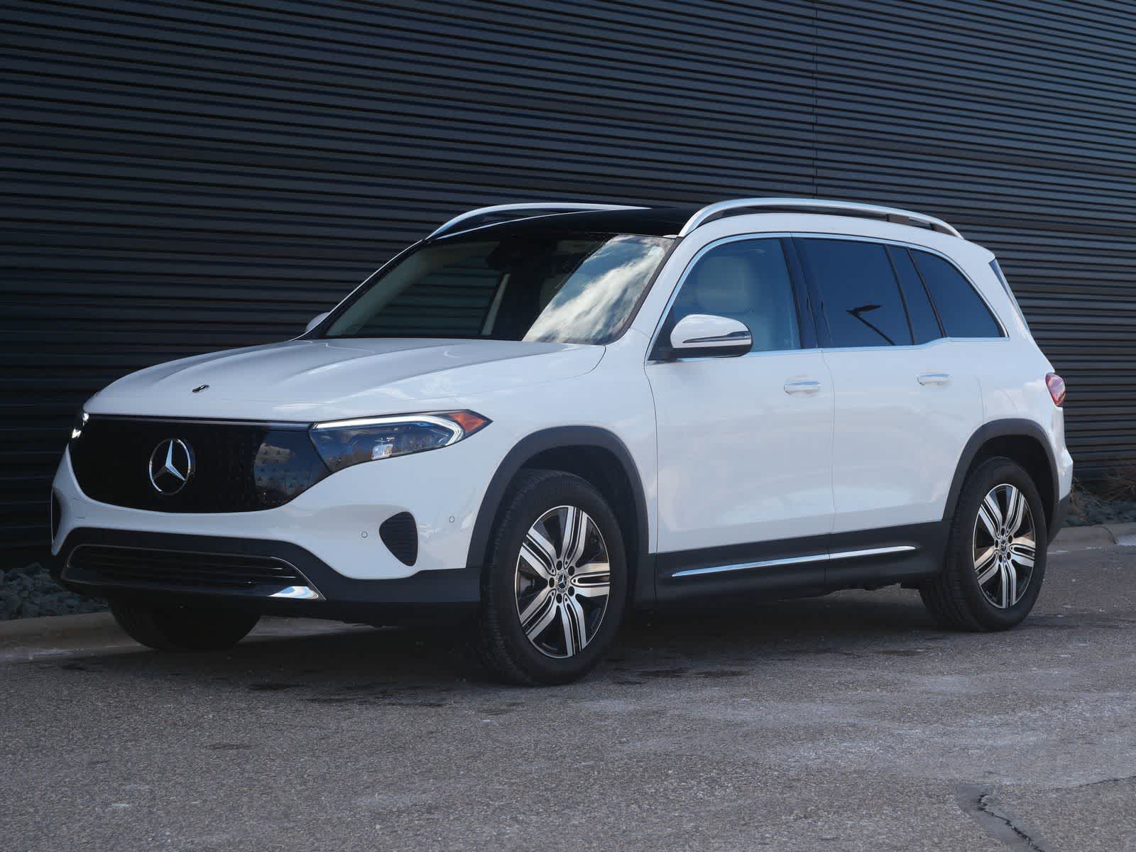 2025 Mercedes-Benz EQB 300 -
                  Saint Paul, MN