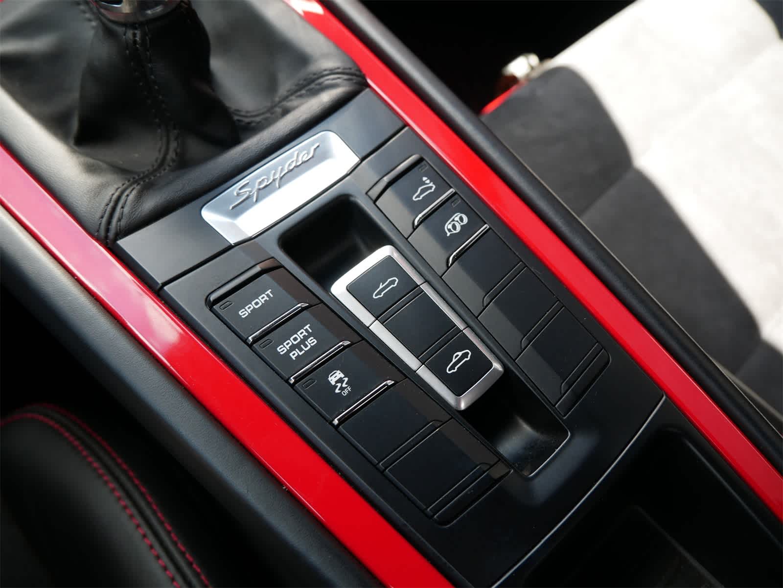 Thumbnail: 2016 Porsche Boxster - 17