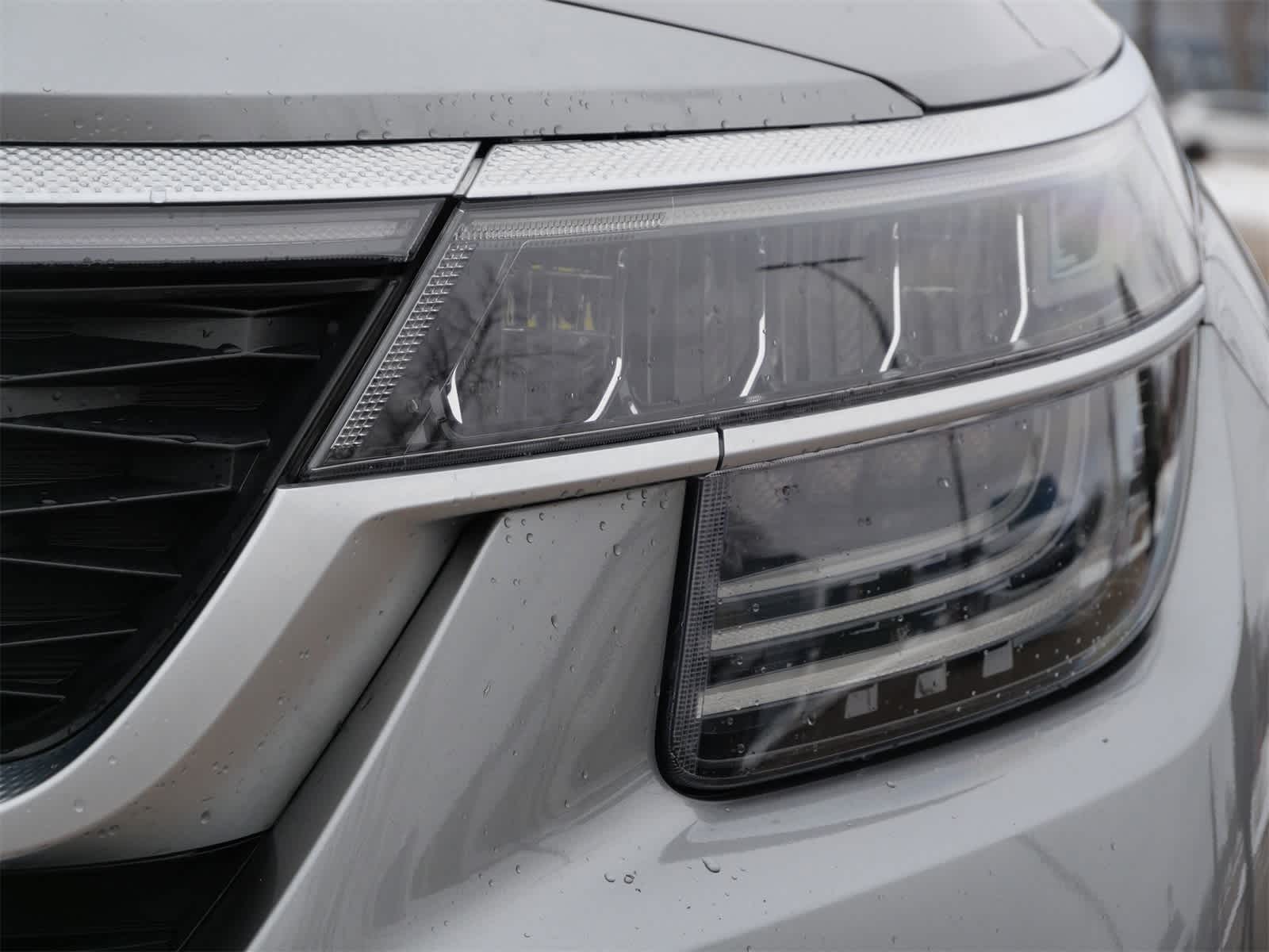 Thumbnail: 2021 Kia Seltos - 6