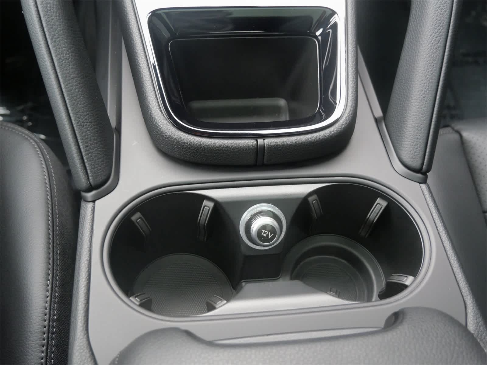 Thumbnail: 2025 Porsche Cayenne - 18