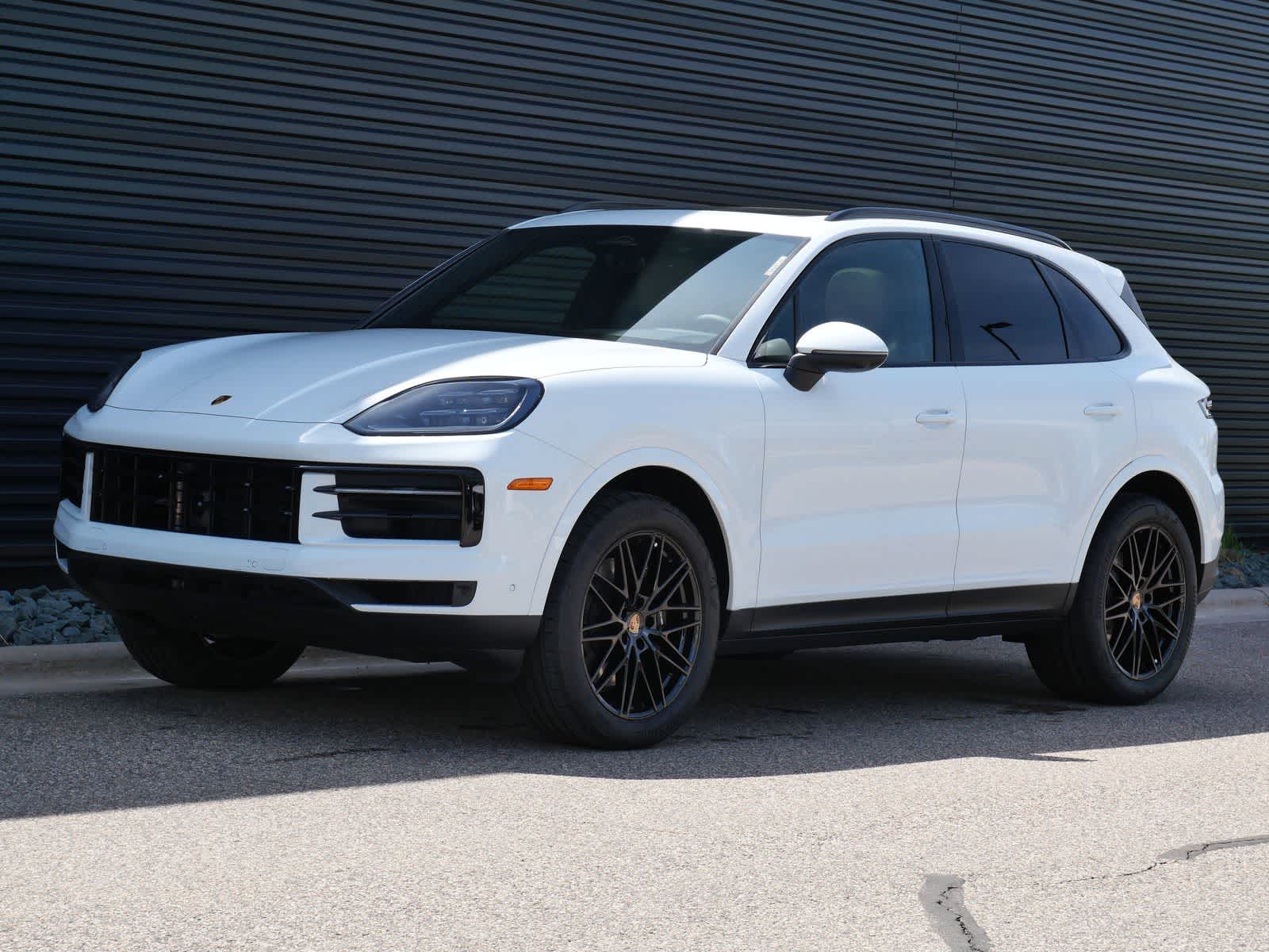 Thumbnail: 2026 Porsche Cayenne - 1
