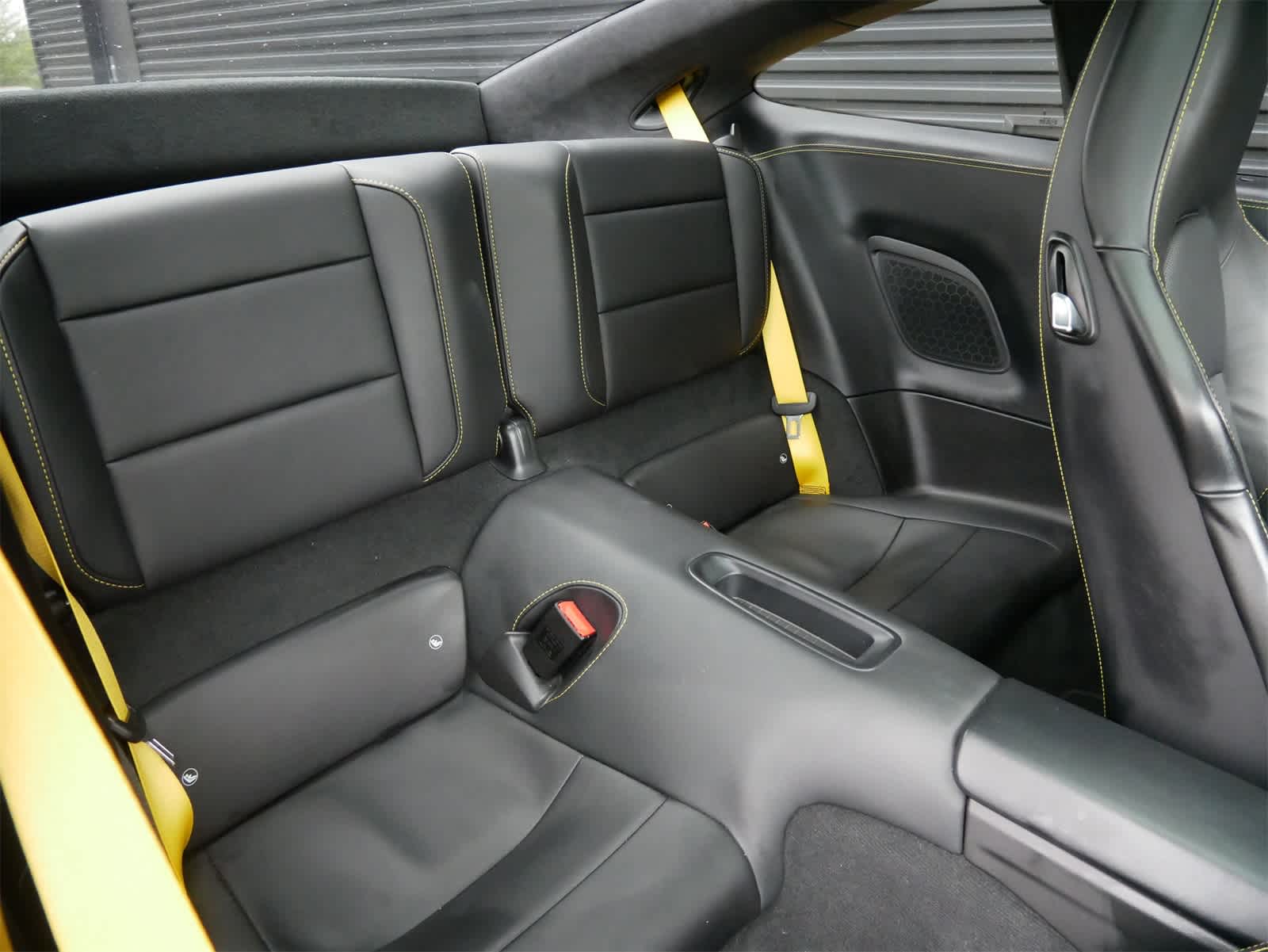 2015 Porsche 911 Turbo S 36