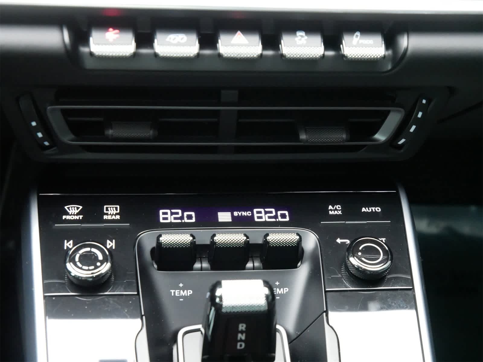 Thumbnail: 2024 Porsche 911 - 22