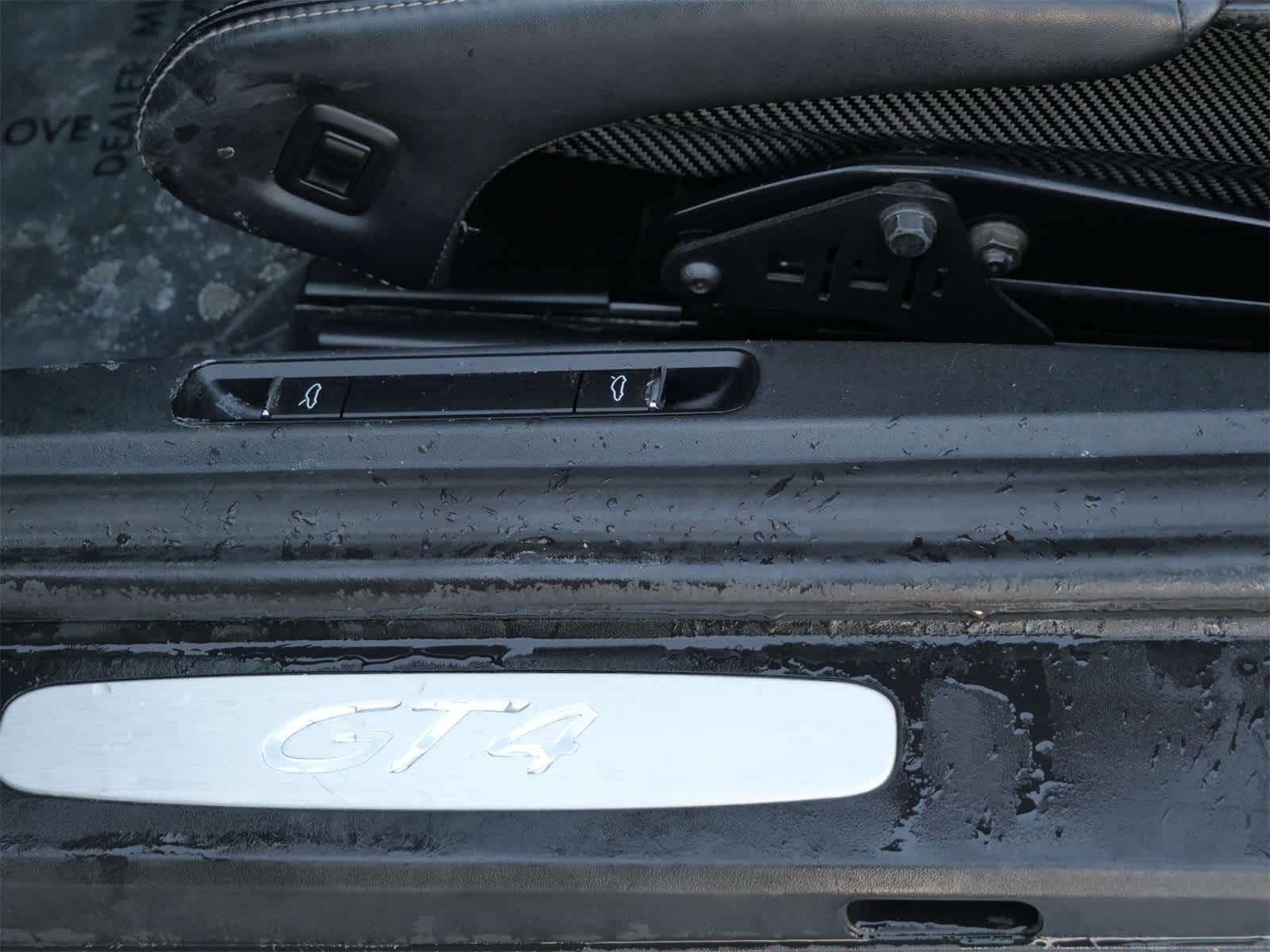 Thumbnail: 2021 Porsche 718 Cayman - 11