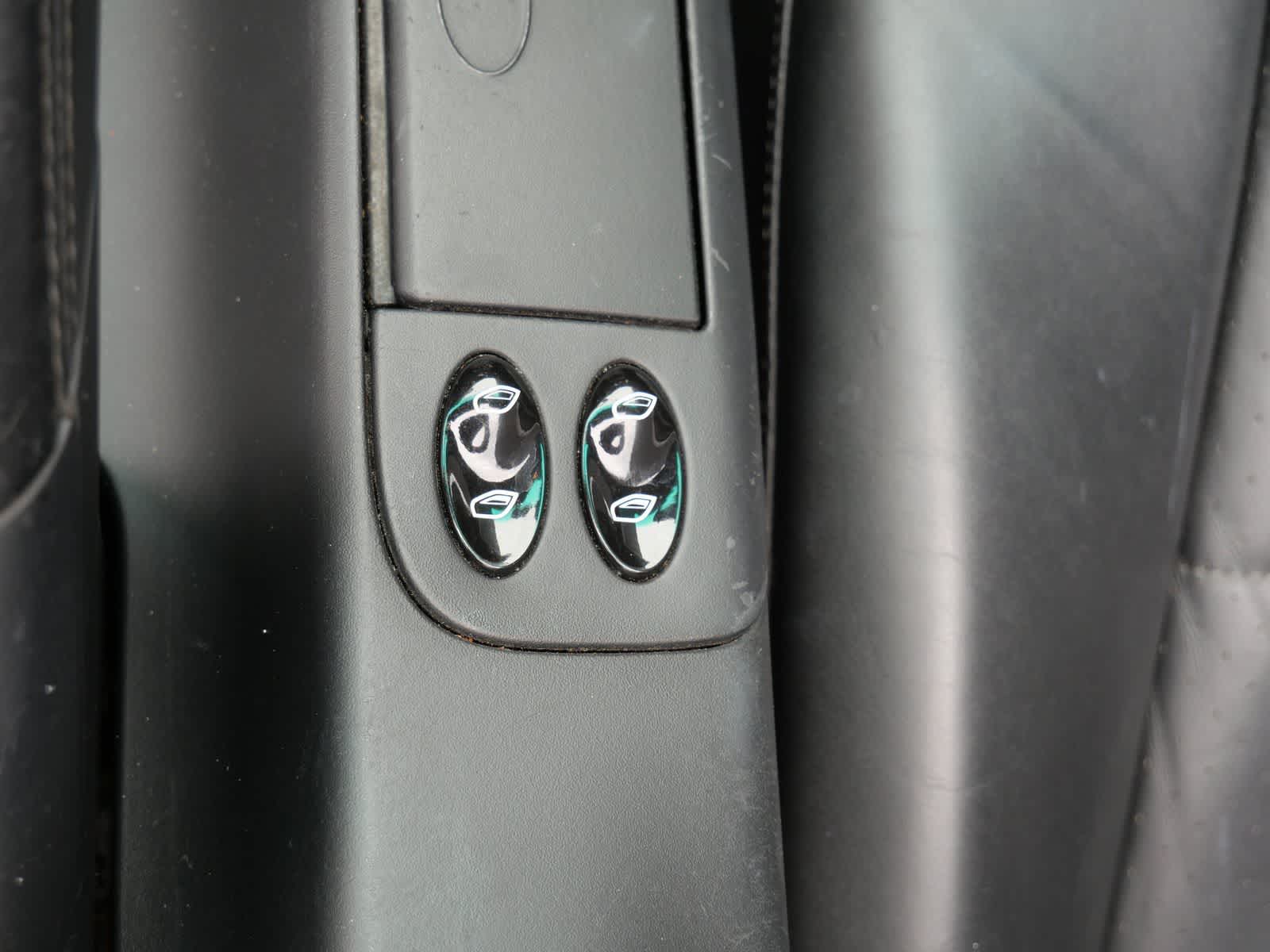 Thumbnail: 2000 Porsche 911 - 14